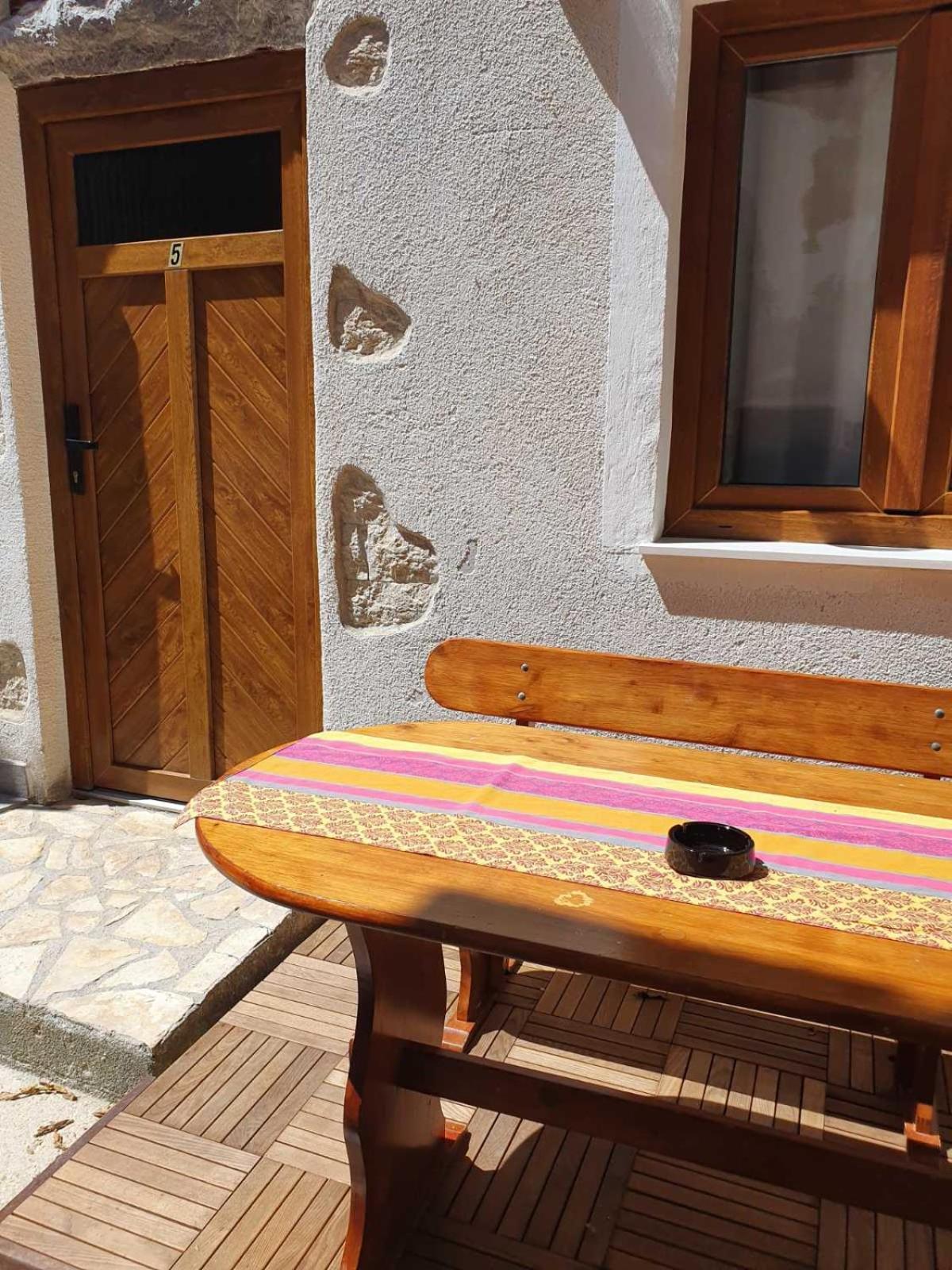 Appartamento Old Town Lux Baška Esterno foto