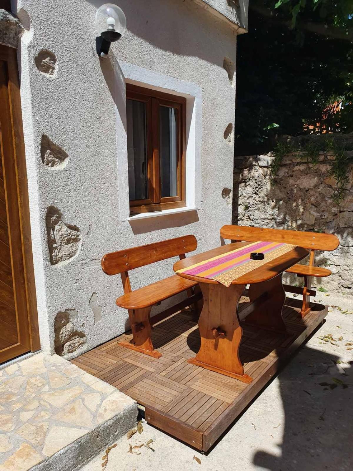 Appartamento Old Town Lux Baška Esterno foto